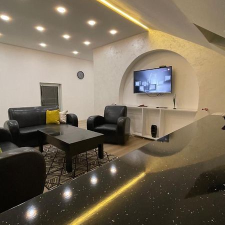 Luna Apartment Novi Pazar Bagian luar foto