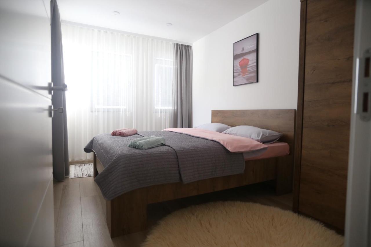 Luna Apartment Novi Pazar Bagian luar foto